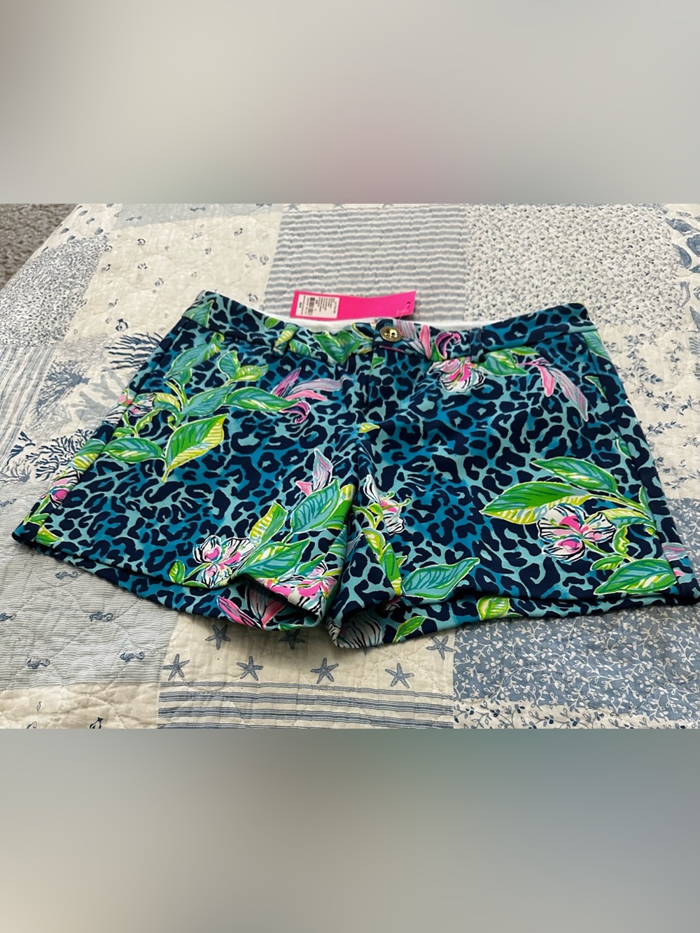 Lilly Pulitzer Callahan Blue Floral Leopard Print Women’s Shorts